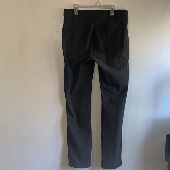 EXCELLENT CONDITION WOMEN’S SIZE 8 ATHLETA  WANDER STRAIGHT PANT IN ARBOR OLIVE - Picture 5 of 9